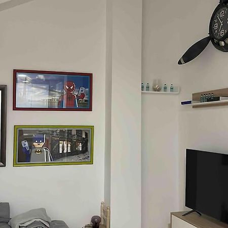 Apartamento Recien Reformado En Barajas Pueblo Madrid Exterior photo